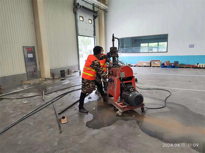 掇刀厂房地面下沉塌陷注浆加固施工